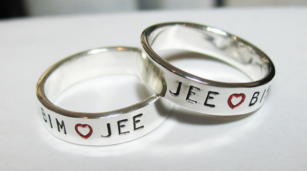 แหวนแกะลาย